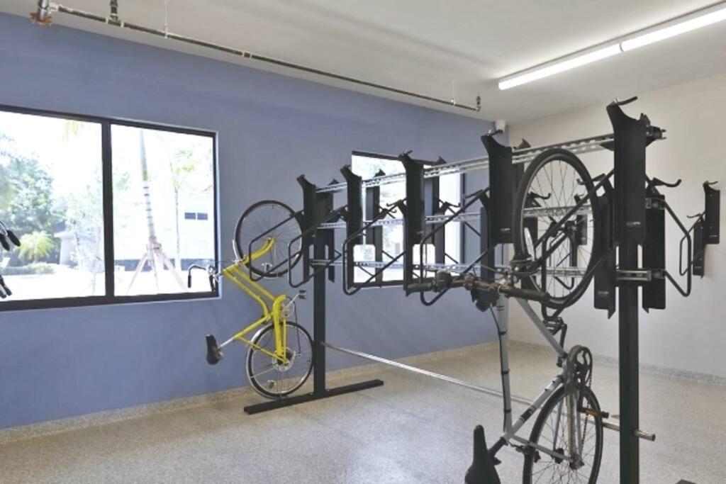 Luxe & Cozy 3Beds,2Rooms,Ev Gym Near Beaches&Downtown Wpb 웨스트 팜 비치 외부 사진